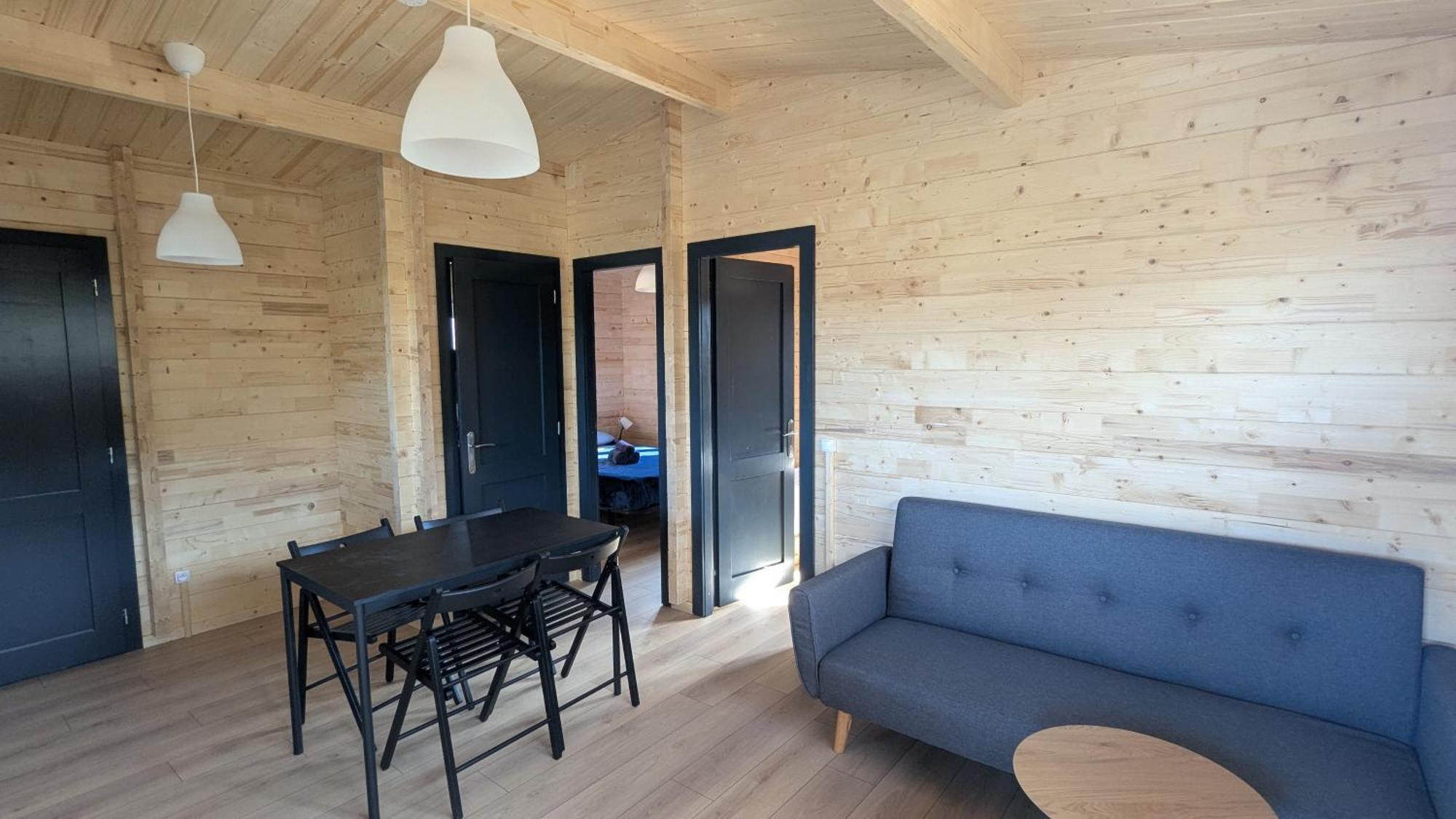 Cabanes Et Lodges Du Belvedere Serrieres-sur-Ain Exterior foto